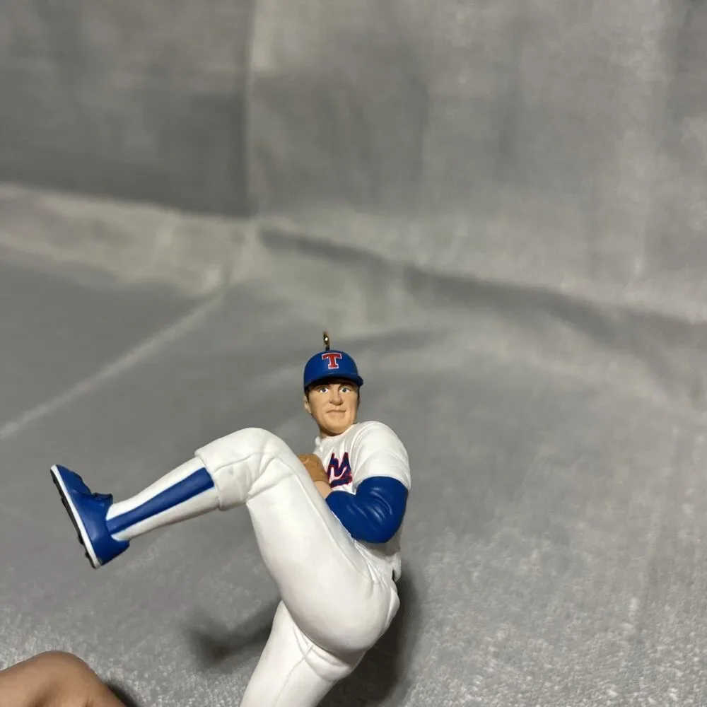 MLB Nolan Ryan At The Ballpark Texas Rangers Hallmark Keepsake Ornament‎ Xmas
